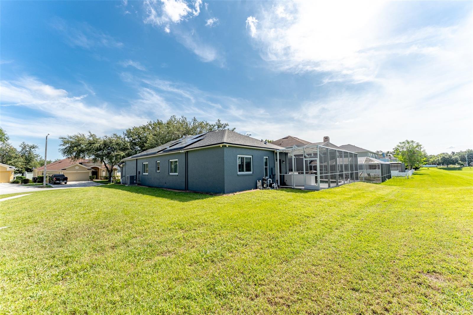 Listing photo id 60 for 4217 Balington Drive