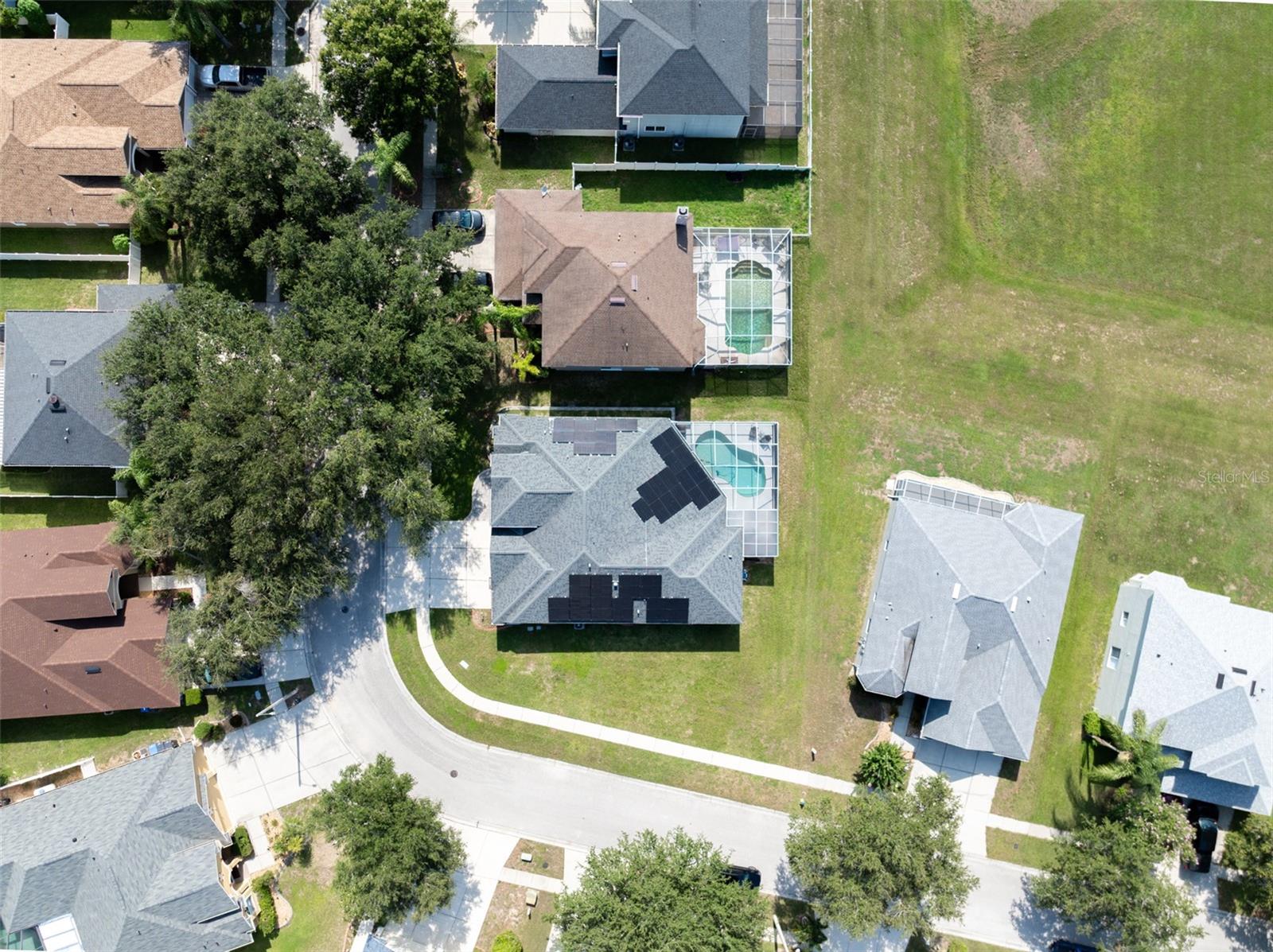 Listing photo id 66 for 4217 Balington Drive