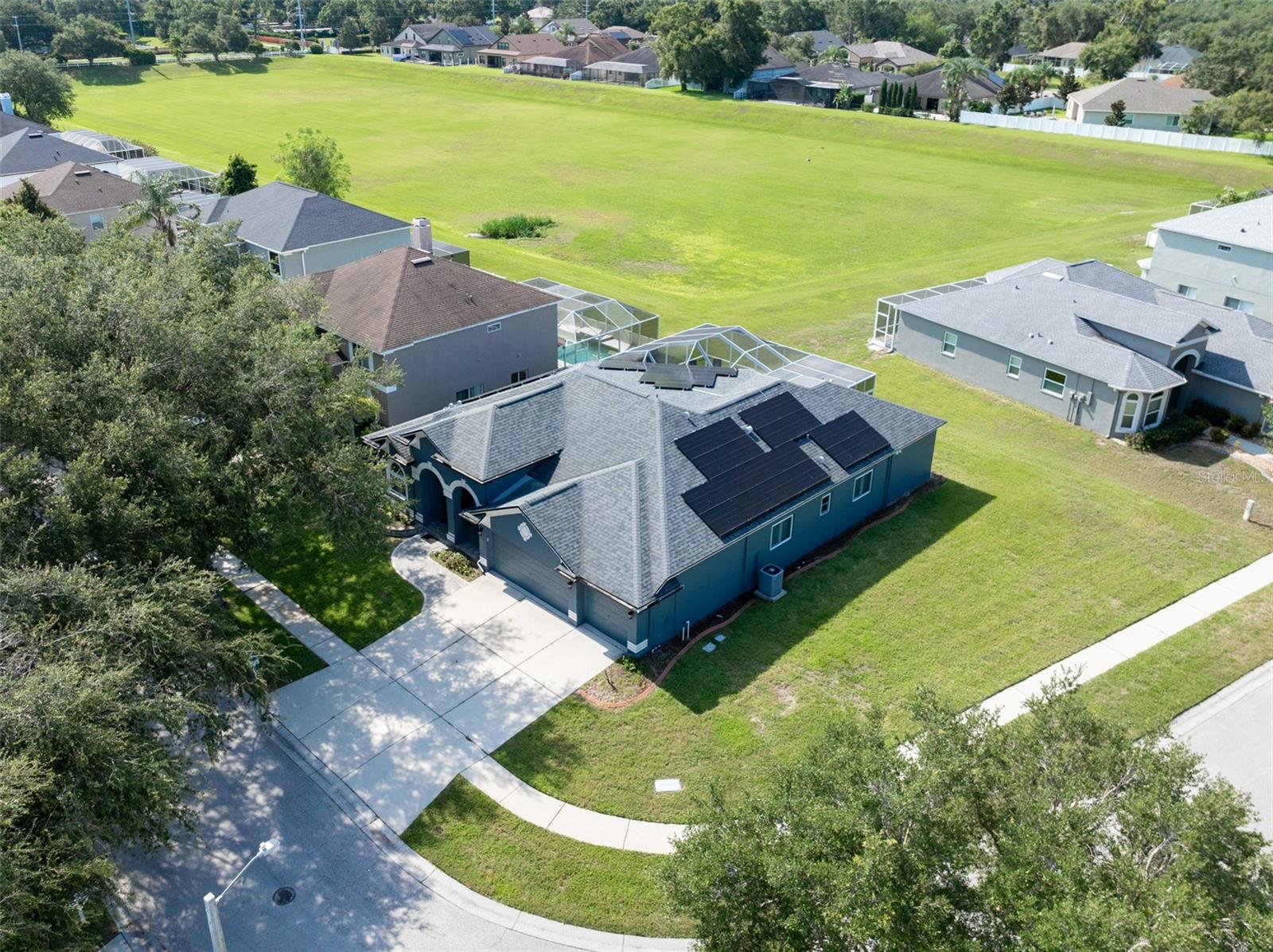 Listing photo id 7 for 4217 Balington Drive