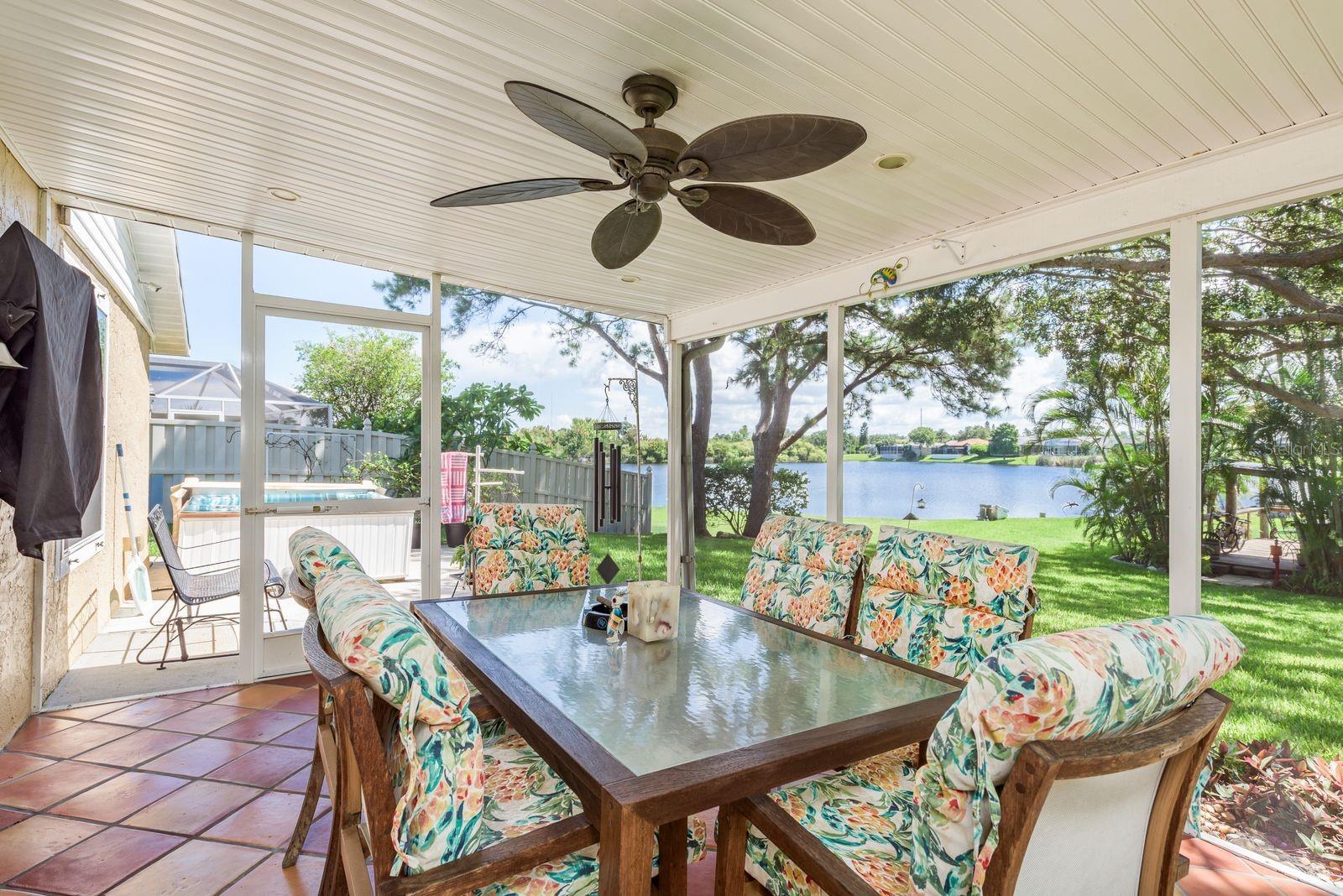 Listing photo id 29 for 723 Merlins Court