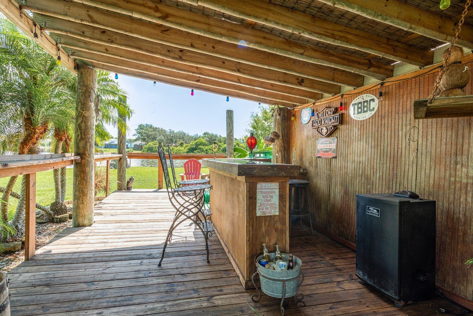 Listing photo id 38 for 723 Merlins Court