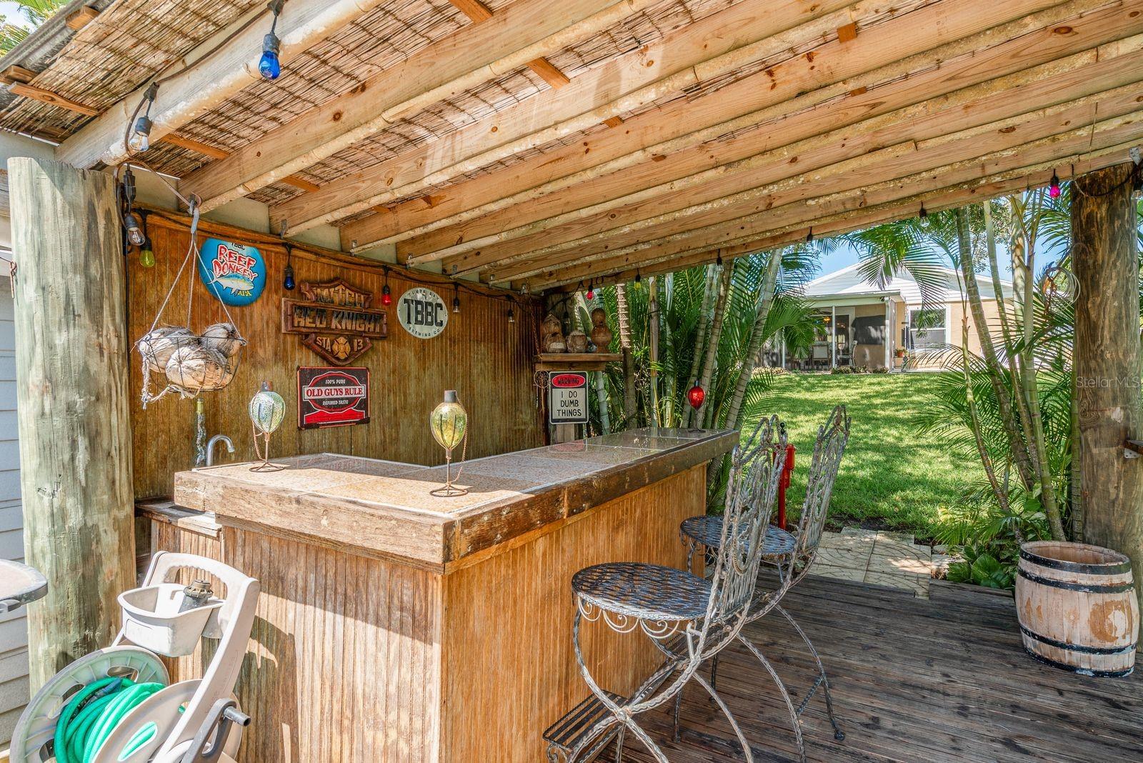Listing photo id 40 for 723 Merlins Court