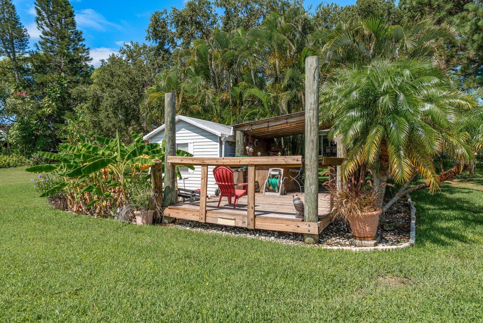 Listing photo id 43 for 723 Merlins Court
