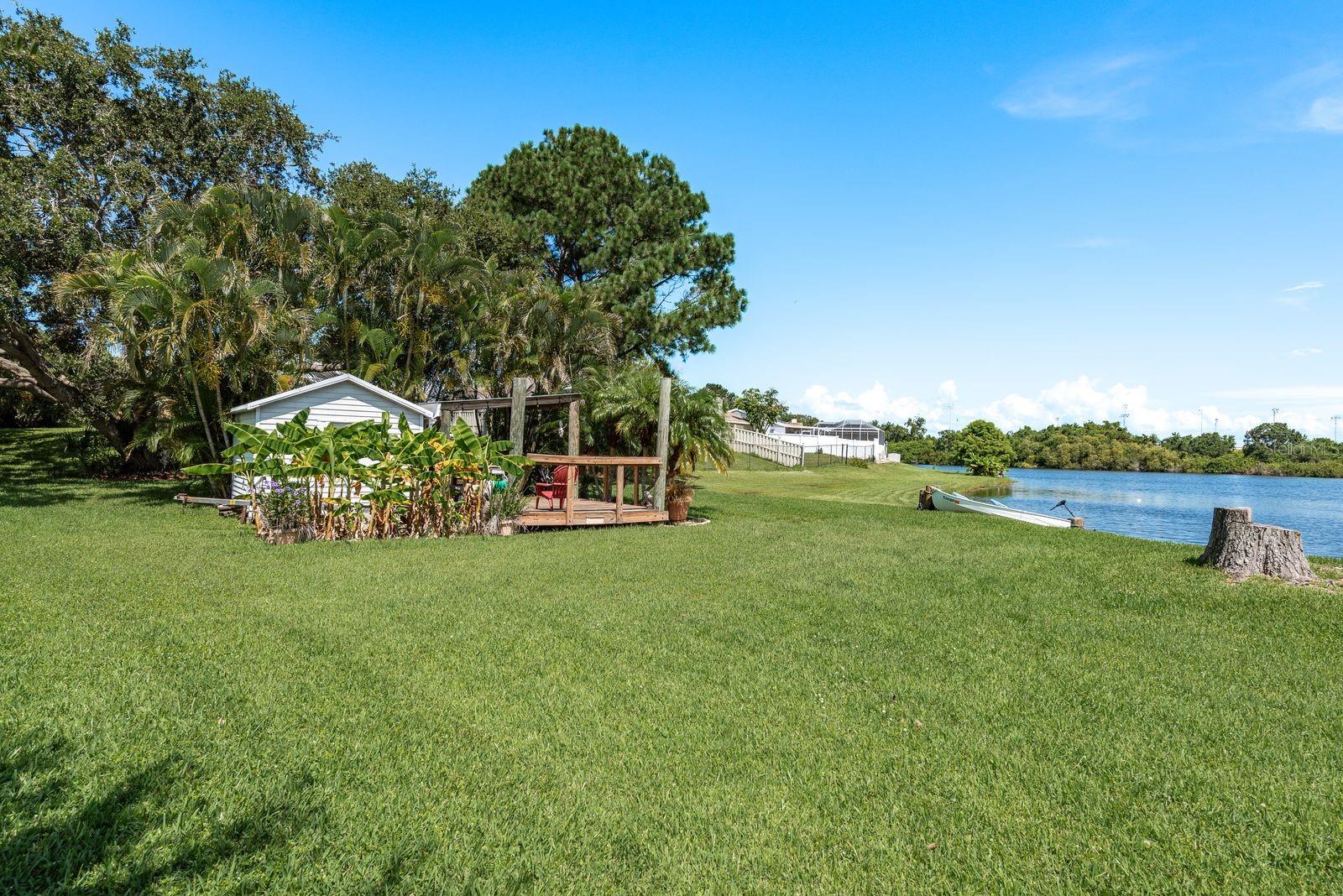 Listing photo id 46 for 723 Merlins Court
