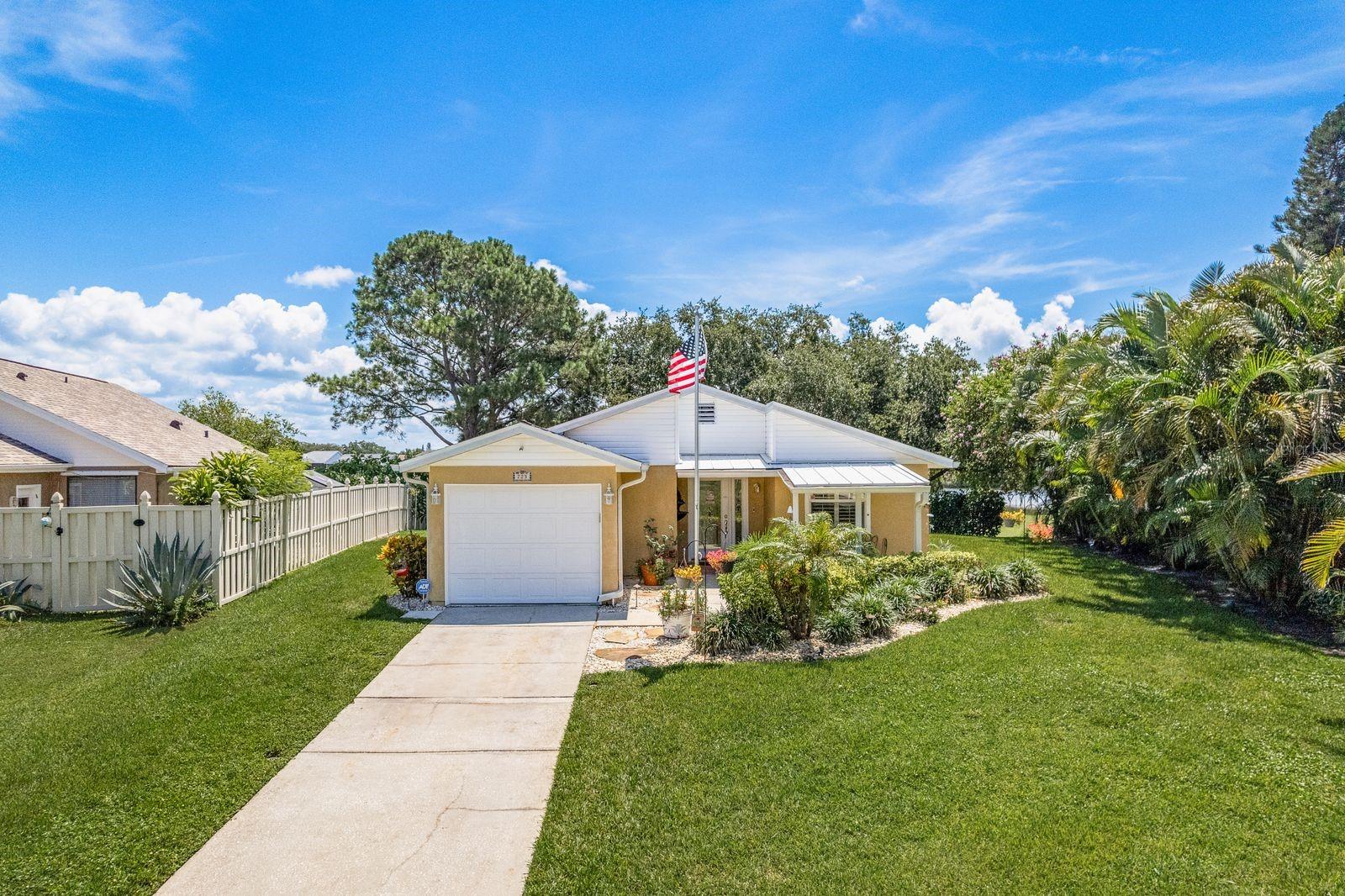 Listing photo id 48 for 723 Merlins Court