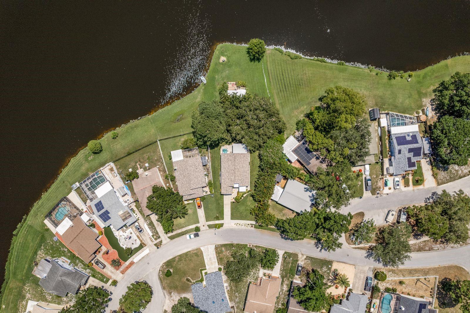 Listing photo id 53 for 723 Merlins Court