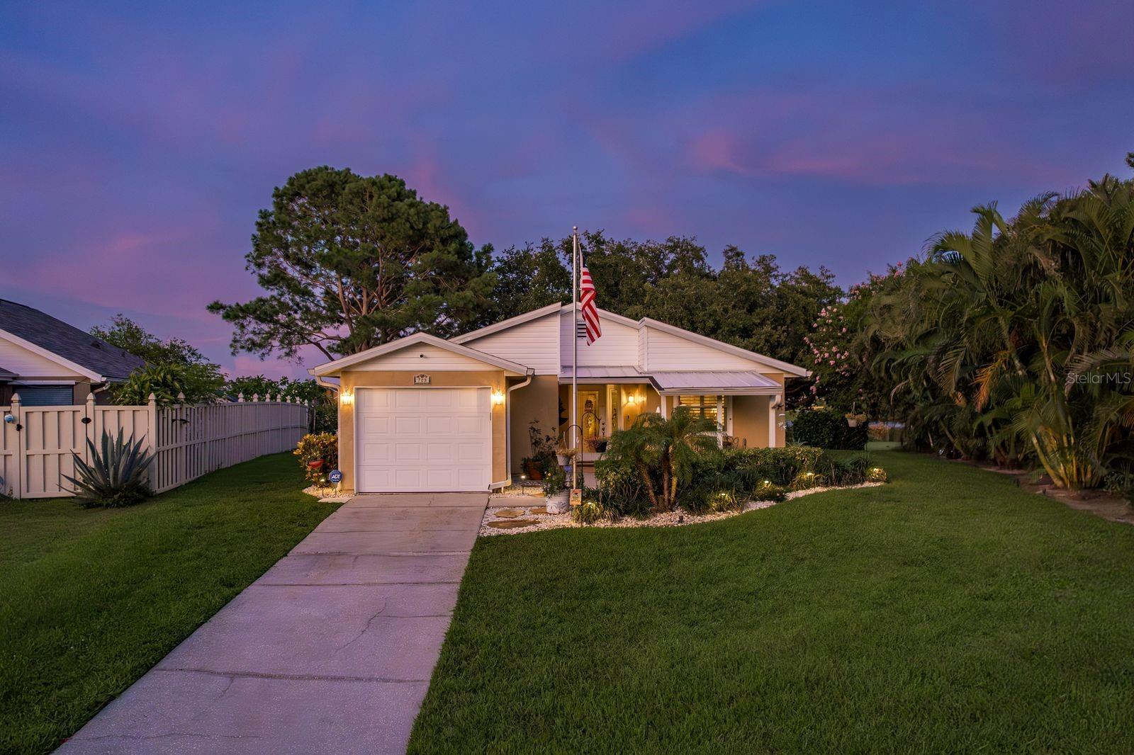 Listing photo id 60 for 723 Merlins Court