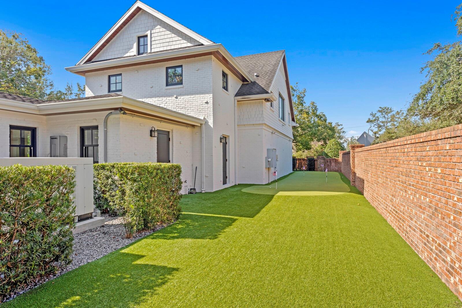 Image 77 of 88 For 1002 Frankland Road