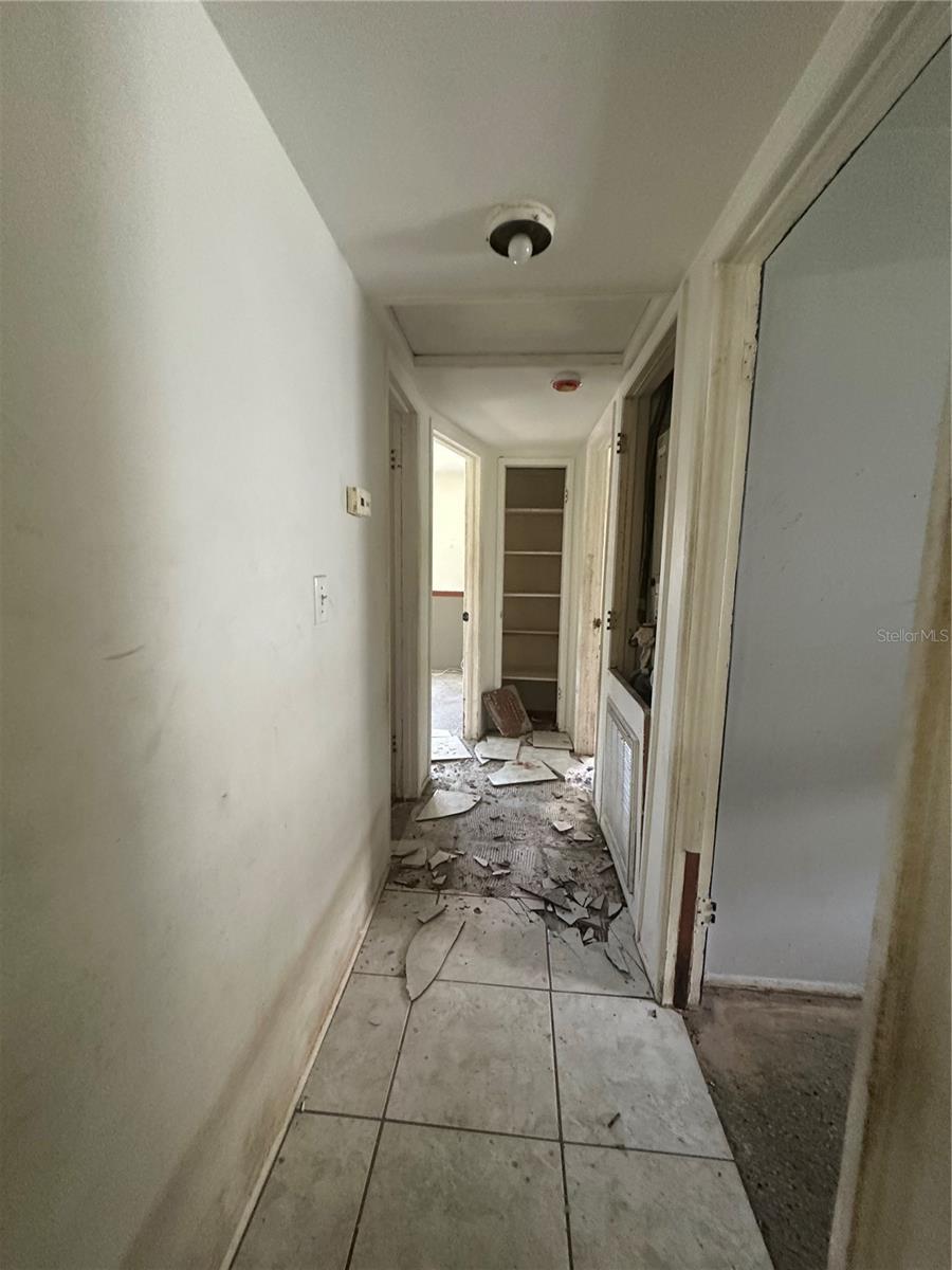 Image 12 of 28 For 7331 36th Avenue N