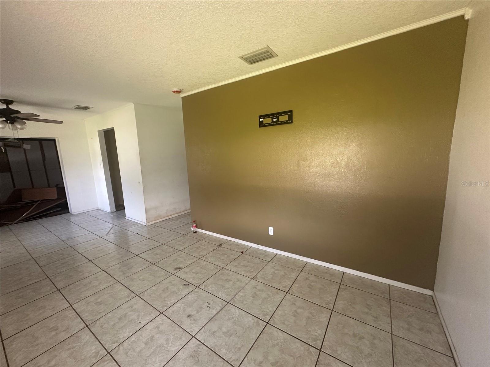 Image 17 of 28 For 7331 36th Avenue N