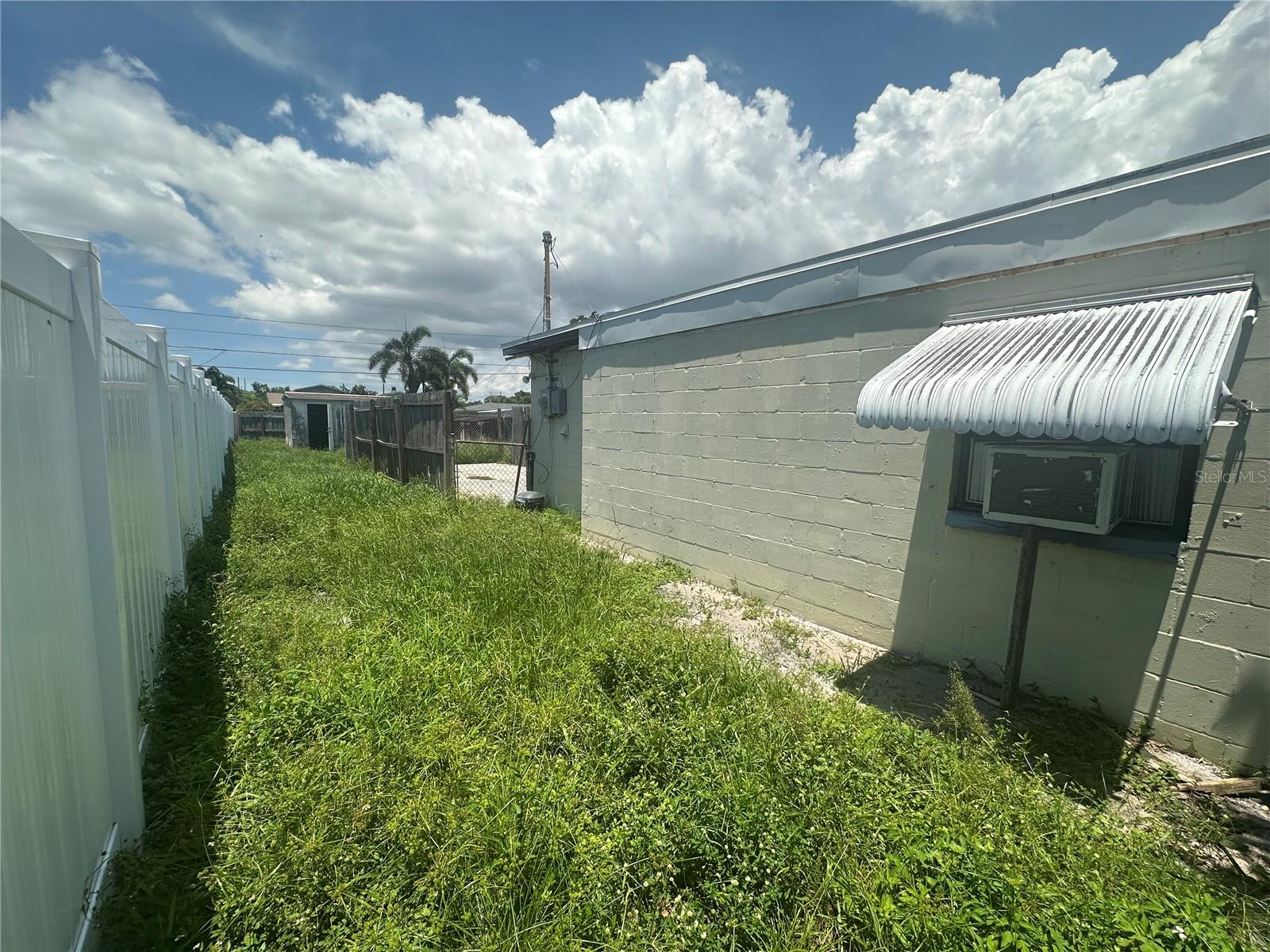 Image 21 of 28 For 7331 36th Avenue N