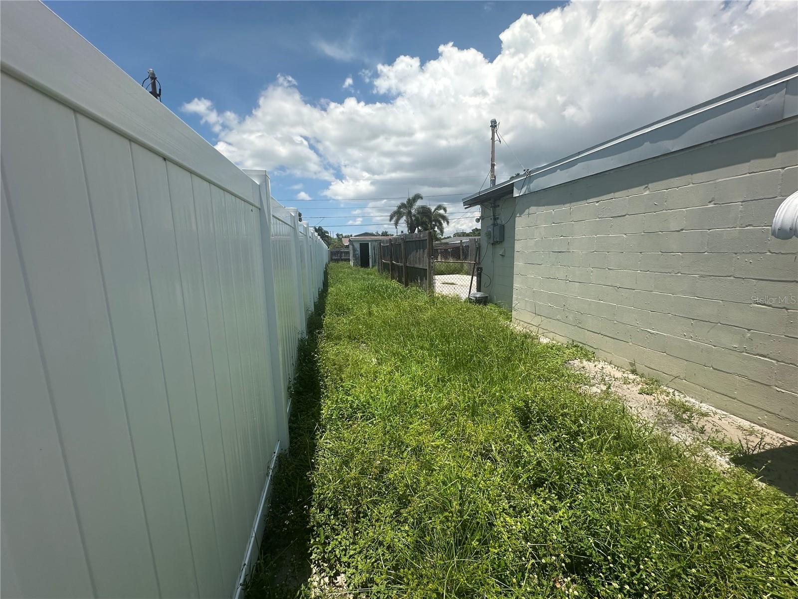 Image 23 of 28 For 7331 36th Avenue N