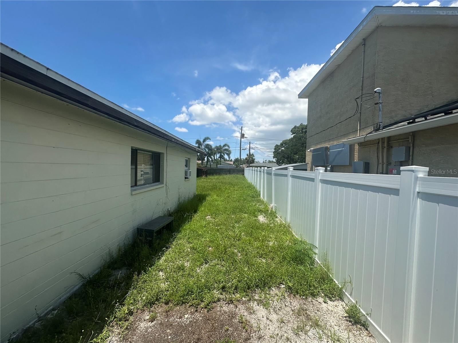 Image 24 of 28 For 7331 36th Avenue N
