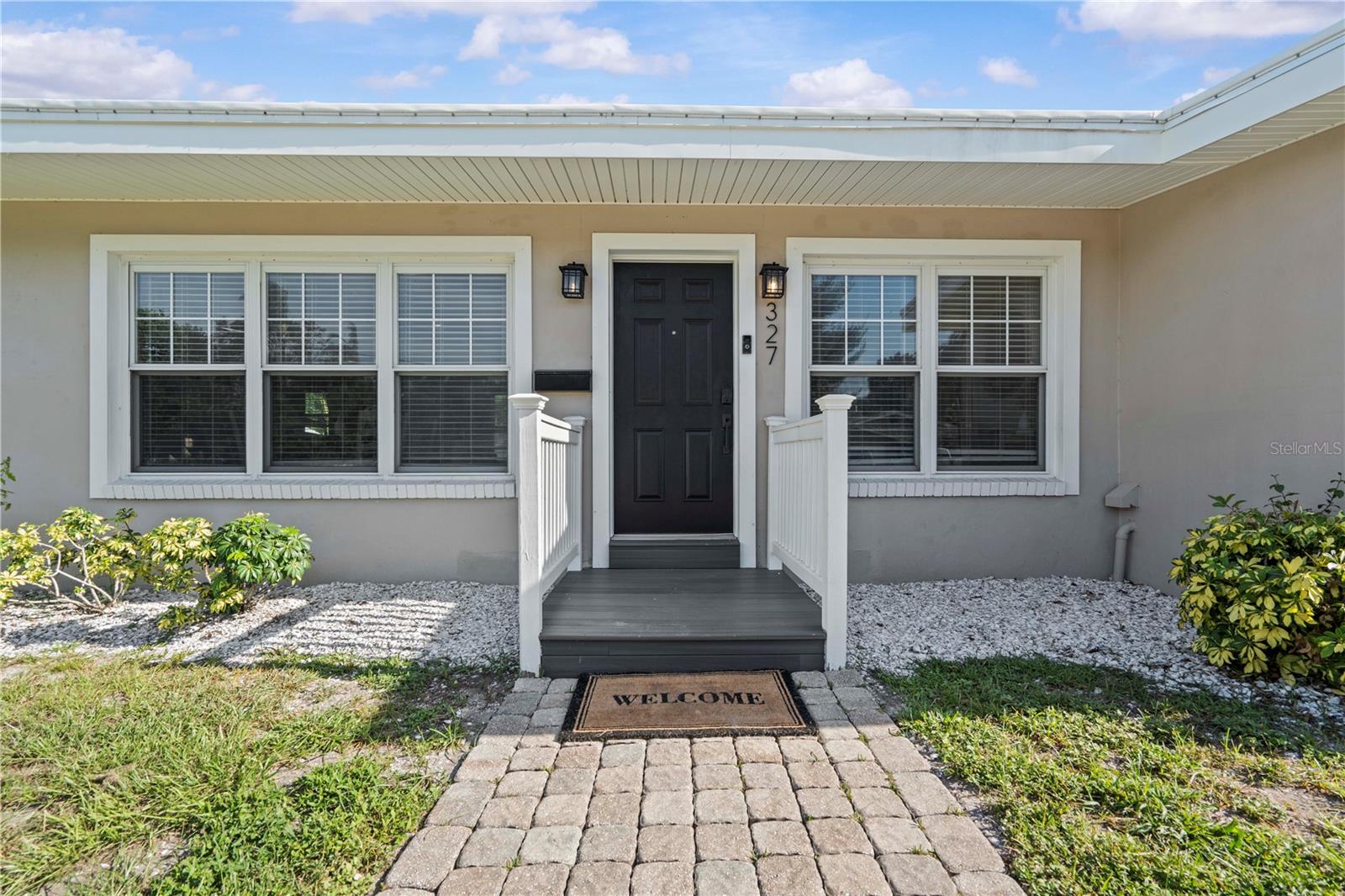 Listing photo id 45 for 327 Sunny Lane