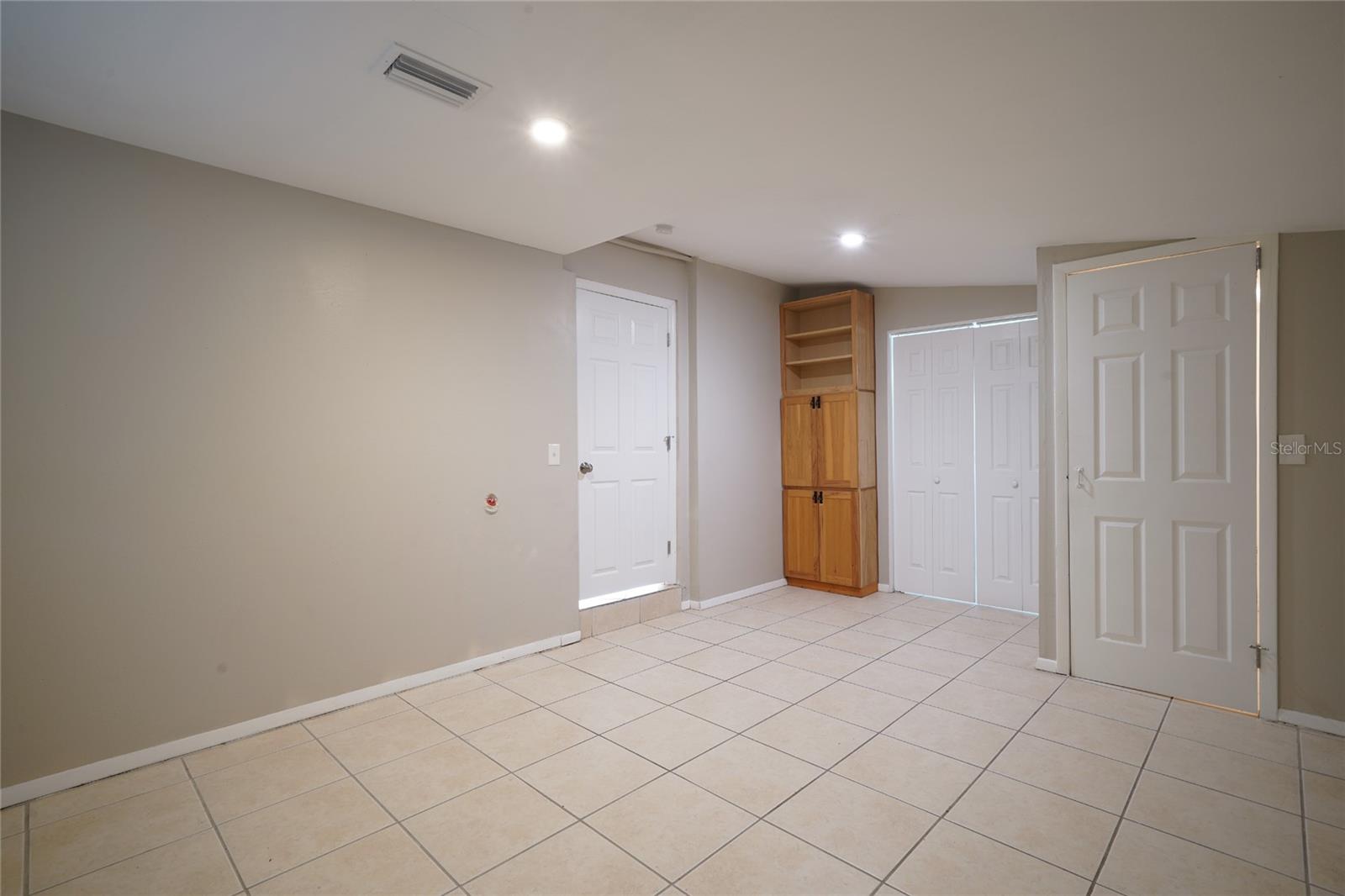 Image 9 of 19 For 2268 Palmetto Drive