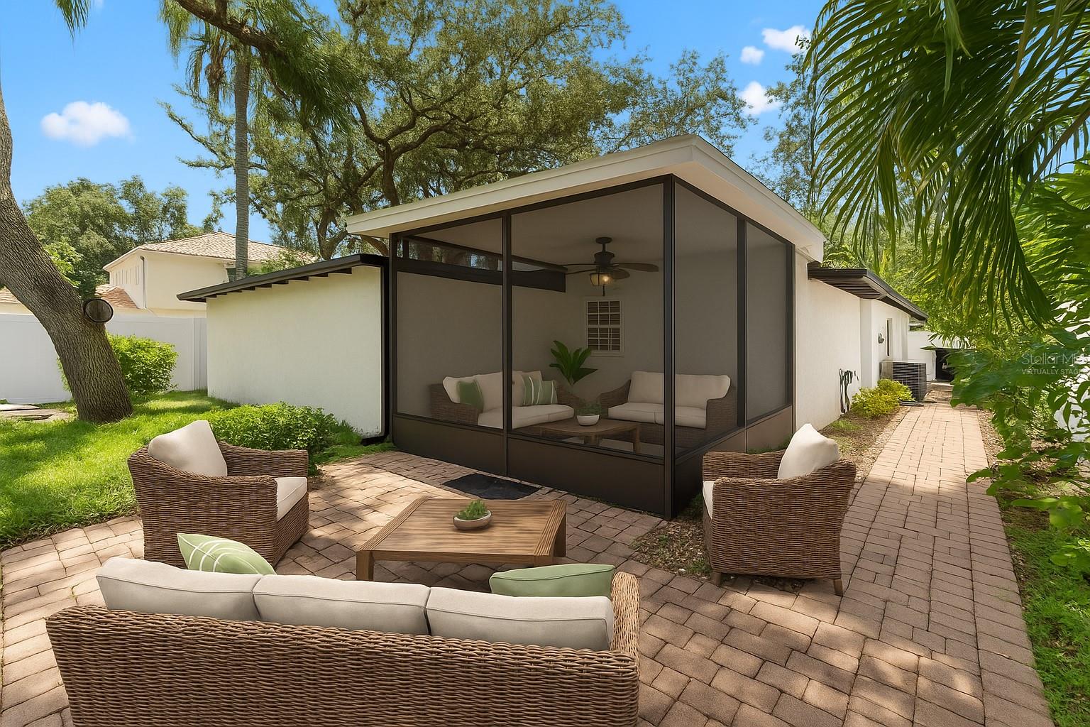 Image 36 of 38 For 3315 Villa Rosa Street