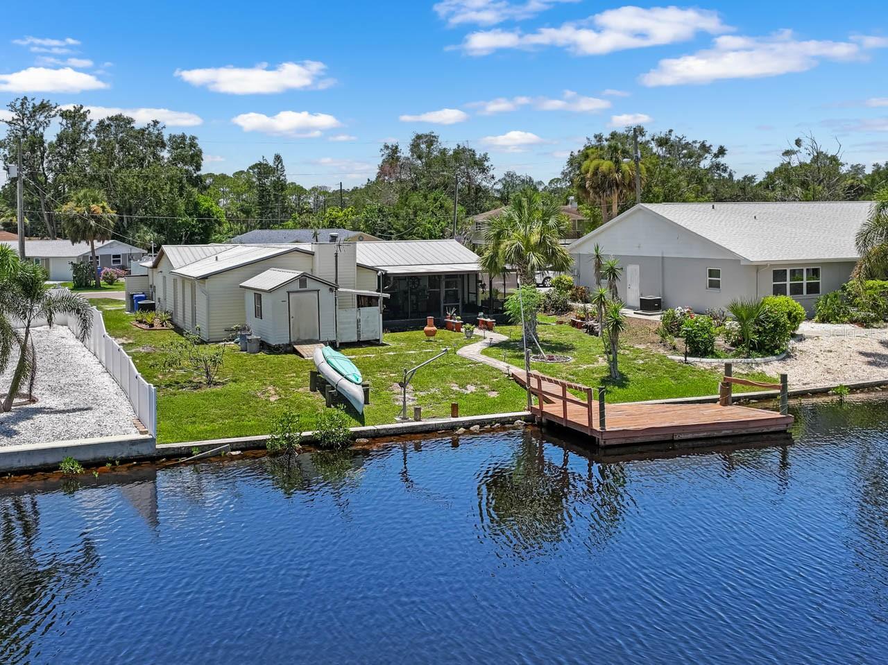 Listing photo id 46 for 803 Leisey Circle