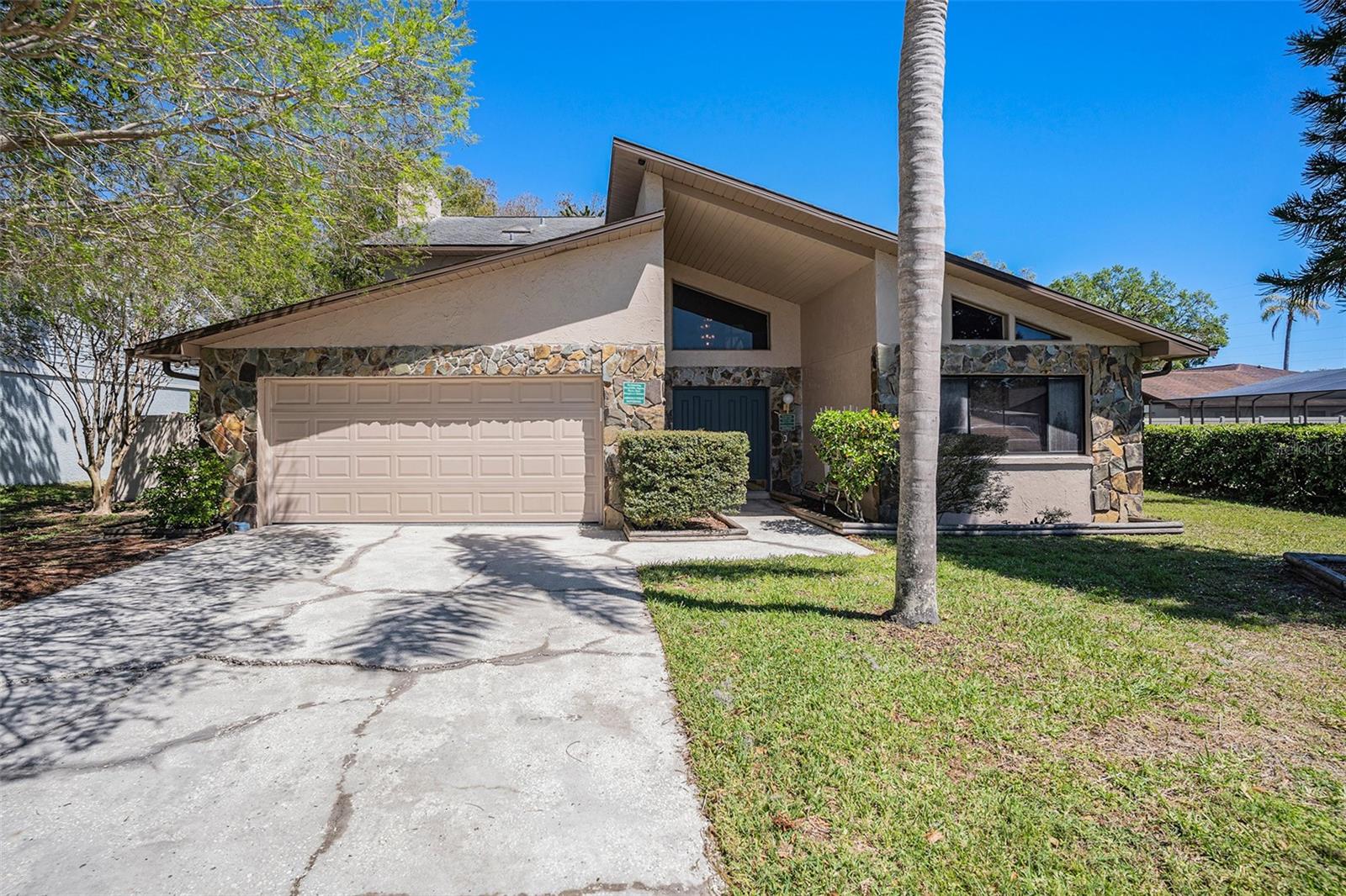 Details for 16405 Ashwood Drive, TAMPA, FL 33624