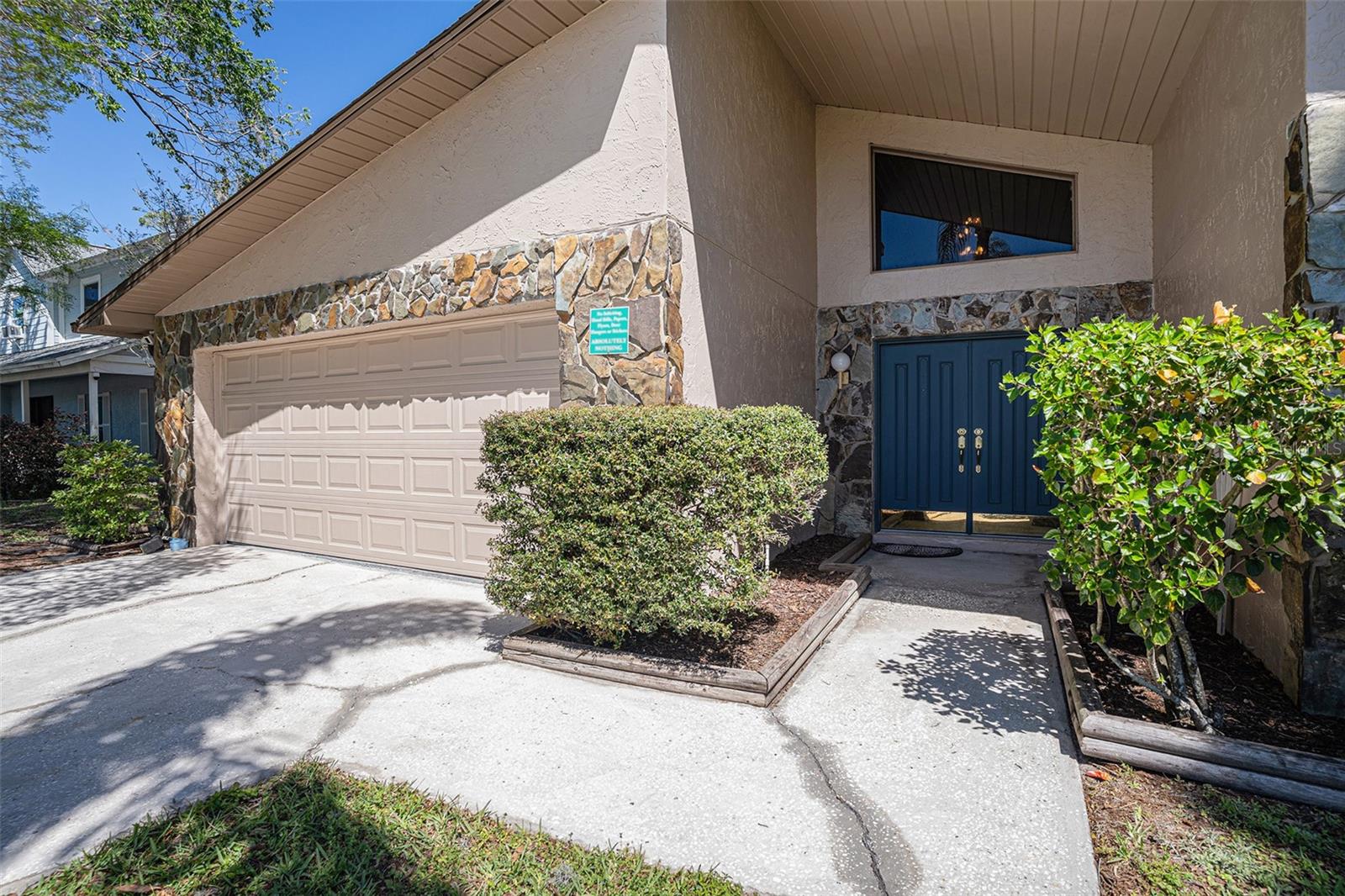 Image 3 of 10 For 16405 Ashwood Drive