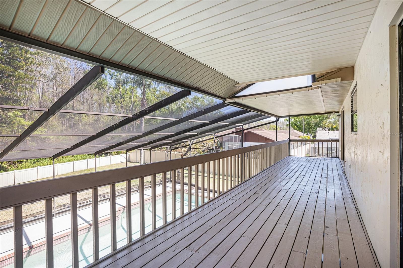 Image 5 of 10 For 16405 Ashwood Drive