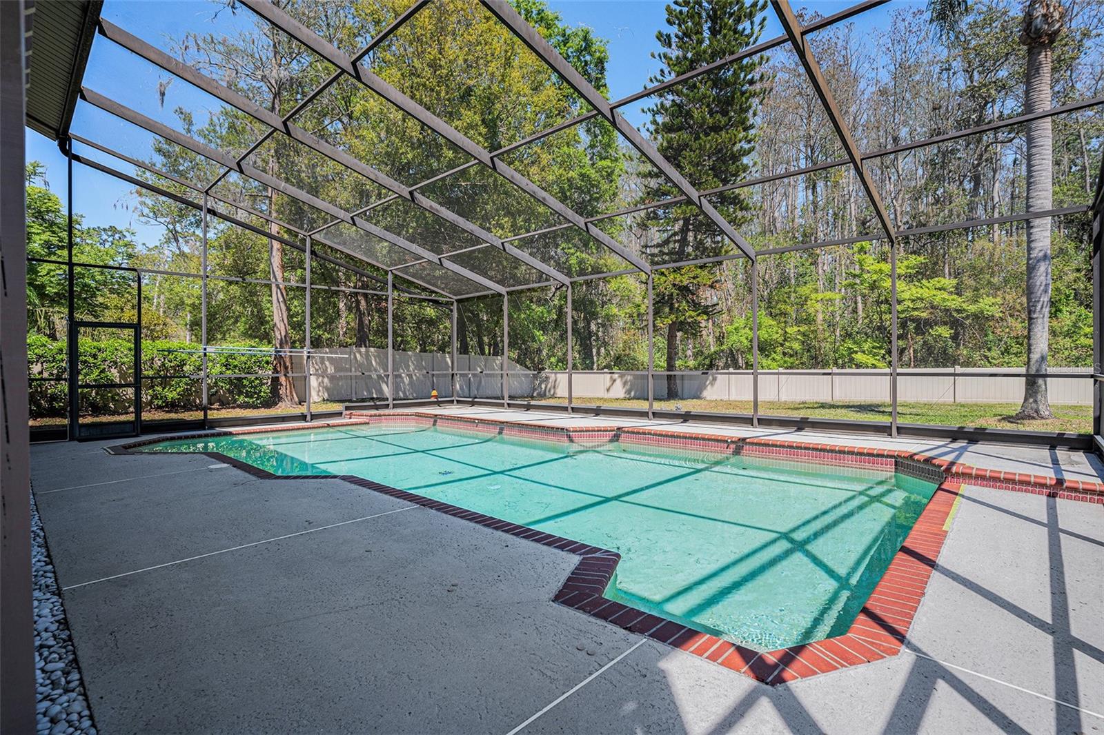 Image 8 of 10 For 16405 Ashwood Drive