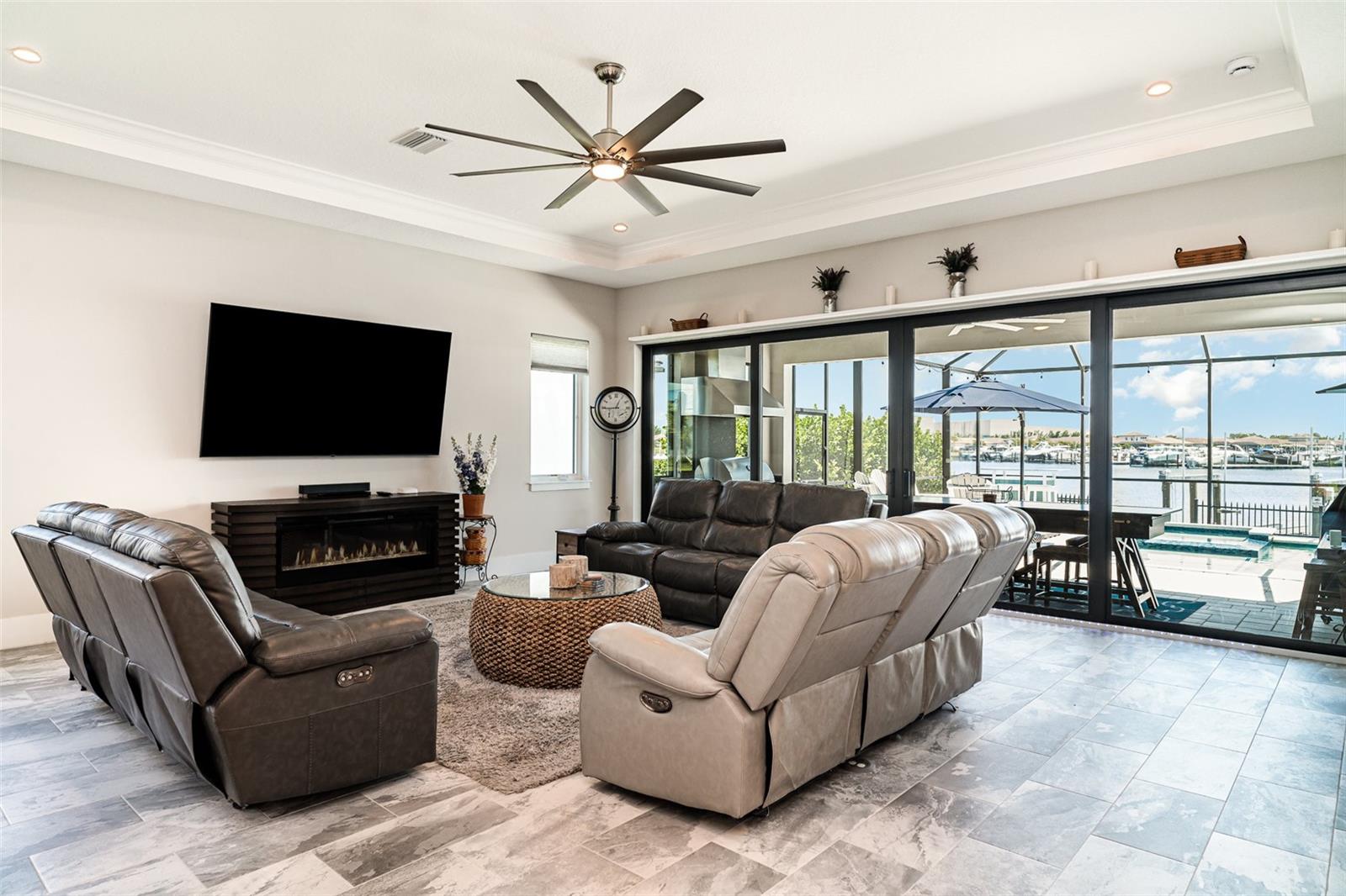 Image 15 of 55 For 1806 4th Street E