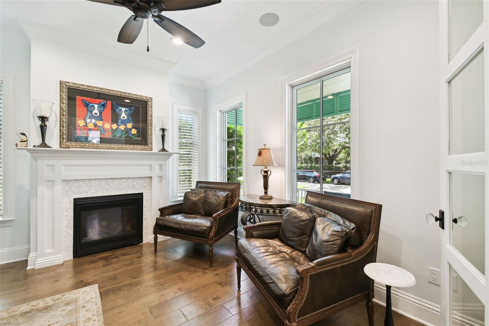 Listing photo id 11 for 4523 Dale Avenue