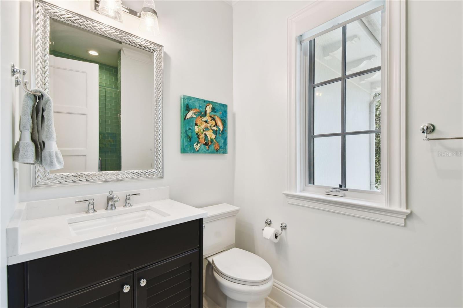 Listing photo id 41 for 4523 Dale Avenue