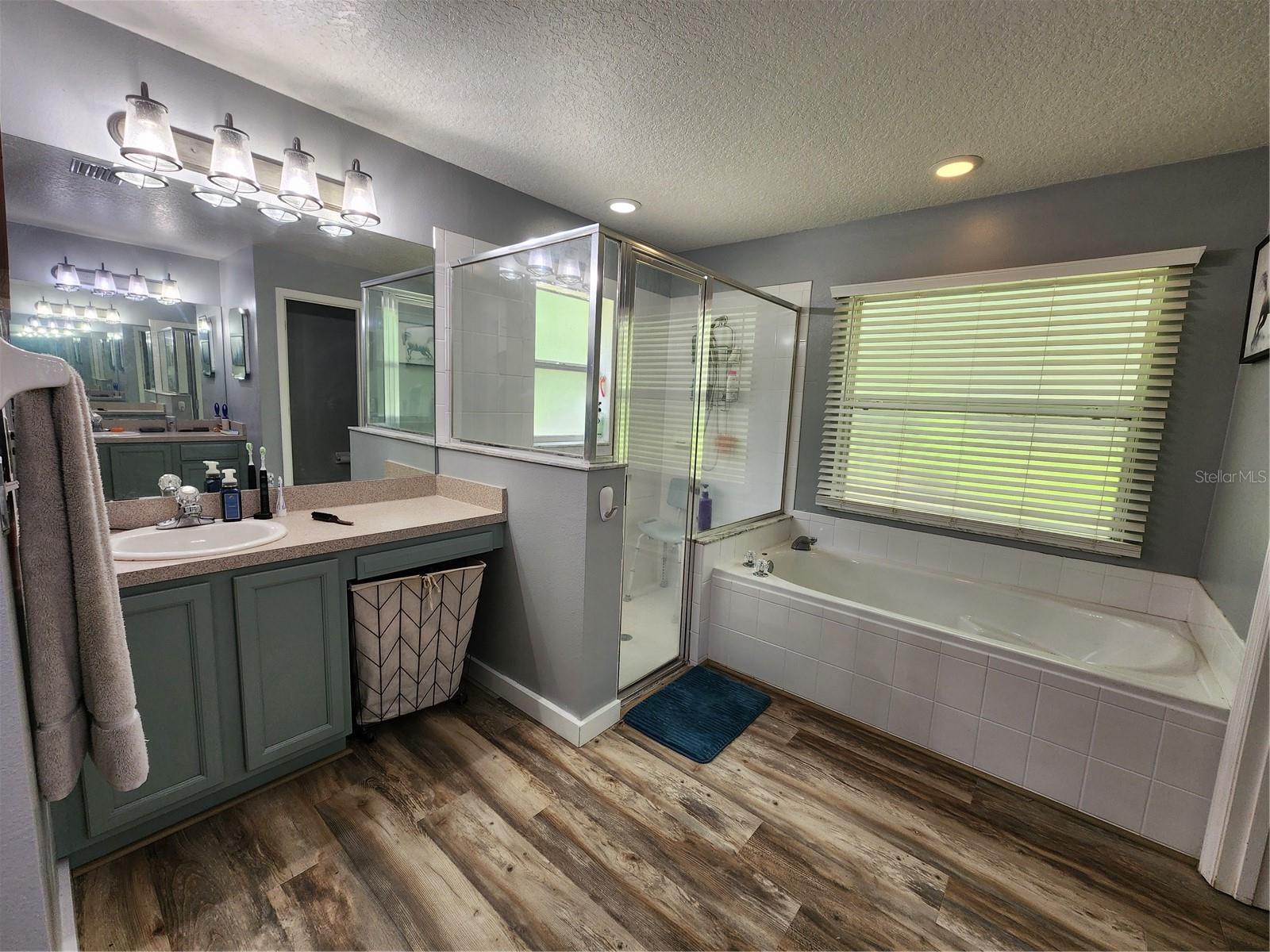 Image 20 of 42 For 14075 Citrus Way