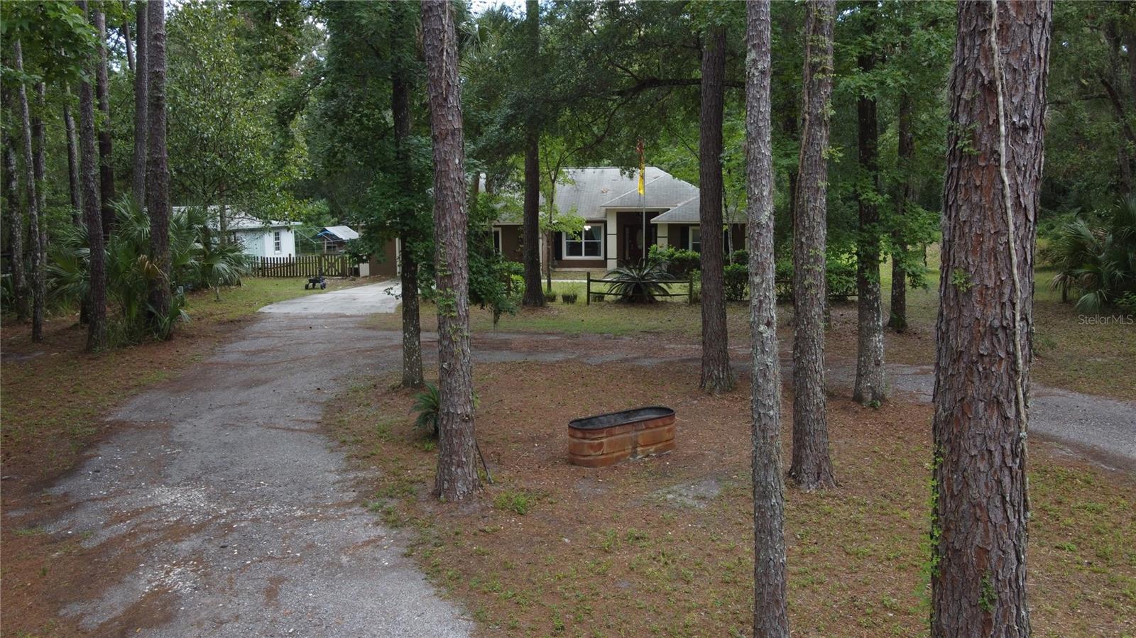 Image 7 of 42 For 14075 Citrus Way