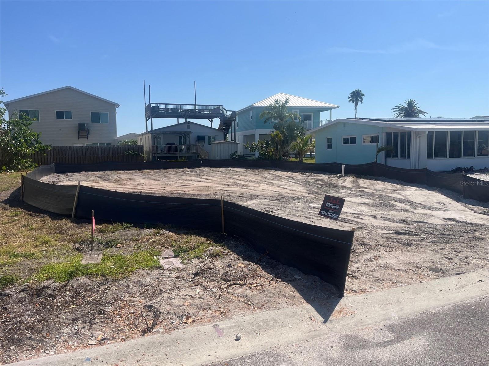 Details for 842 180th Avenue E, REDINGTON SHORES, FL 33708