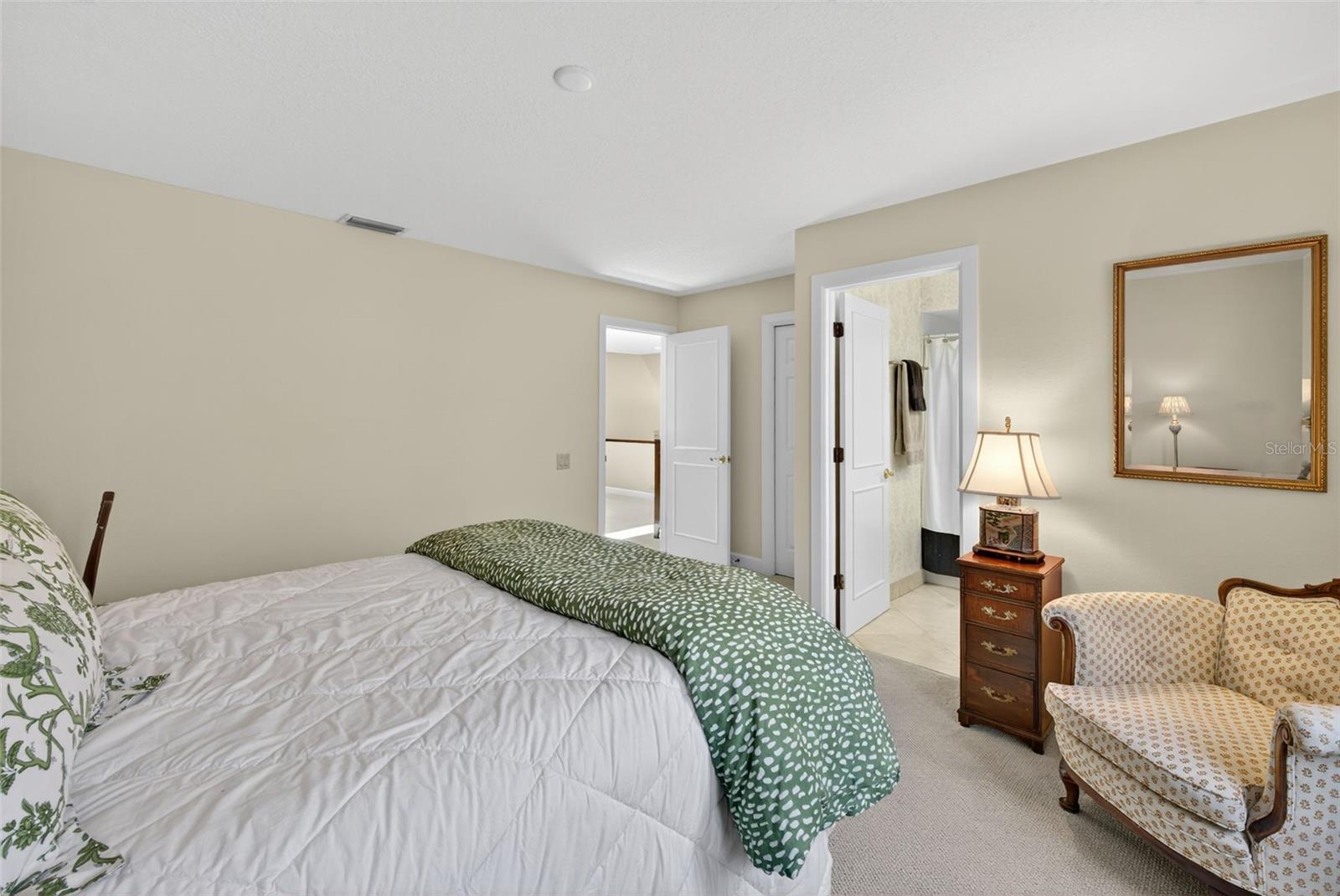 Image 32 of 64 For 4965 Bayshore Boulevard 4965