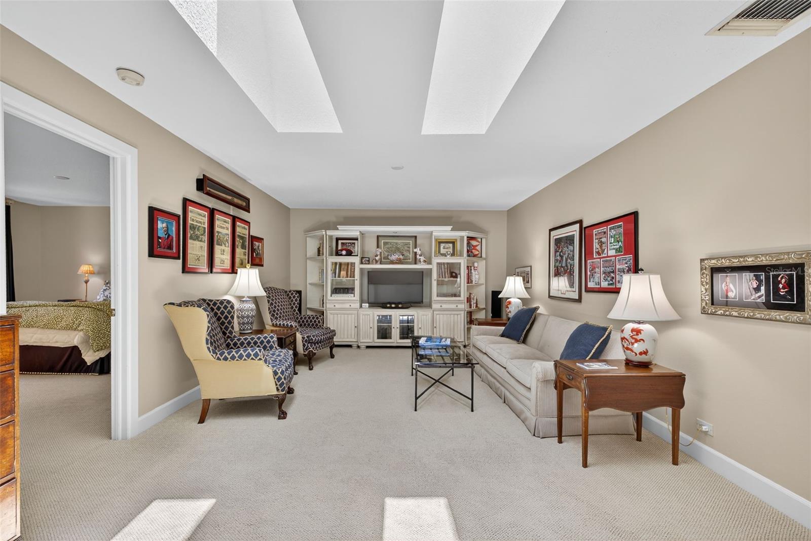 Image 34 of 64 For 4965 Bayshore Boulevard 4965