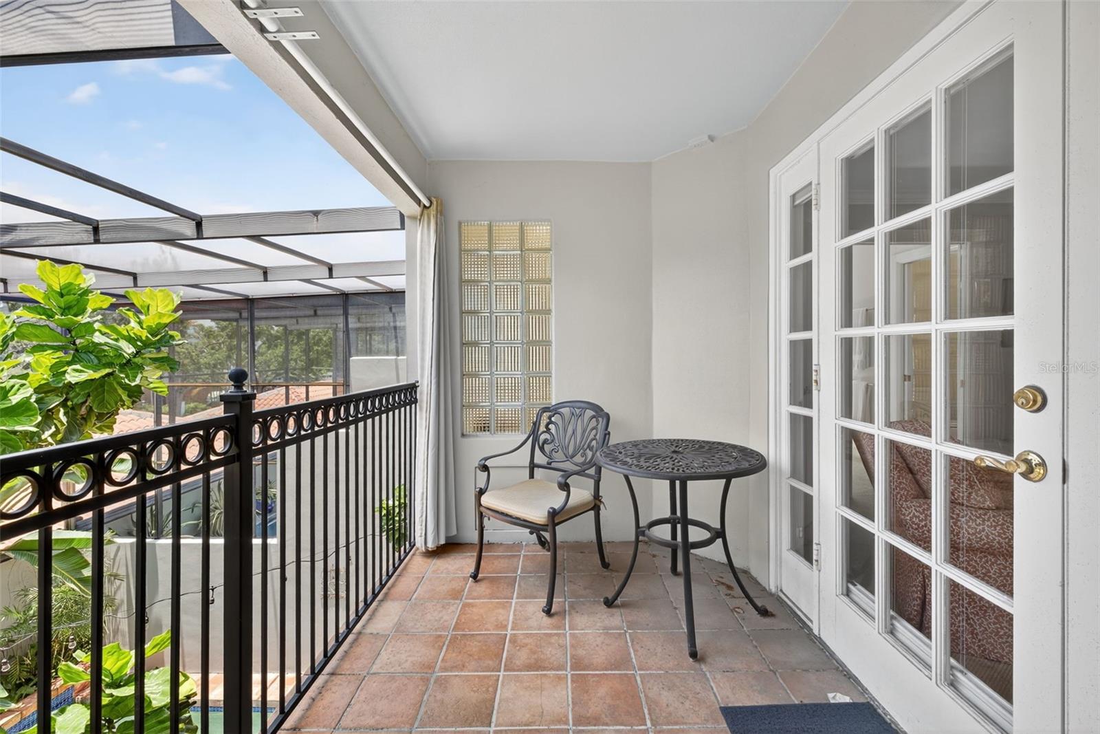 Image 40 of 64 For 4965 Bayshore Boulevard 4965