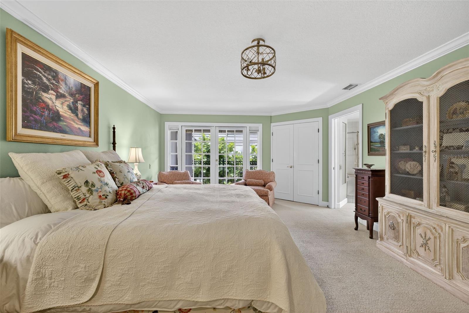 Image 41 of 64 For 4965 Bayshore Boulevard 4965