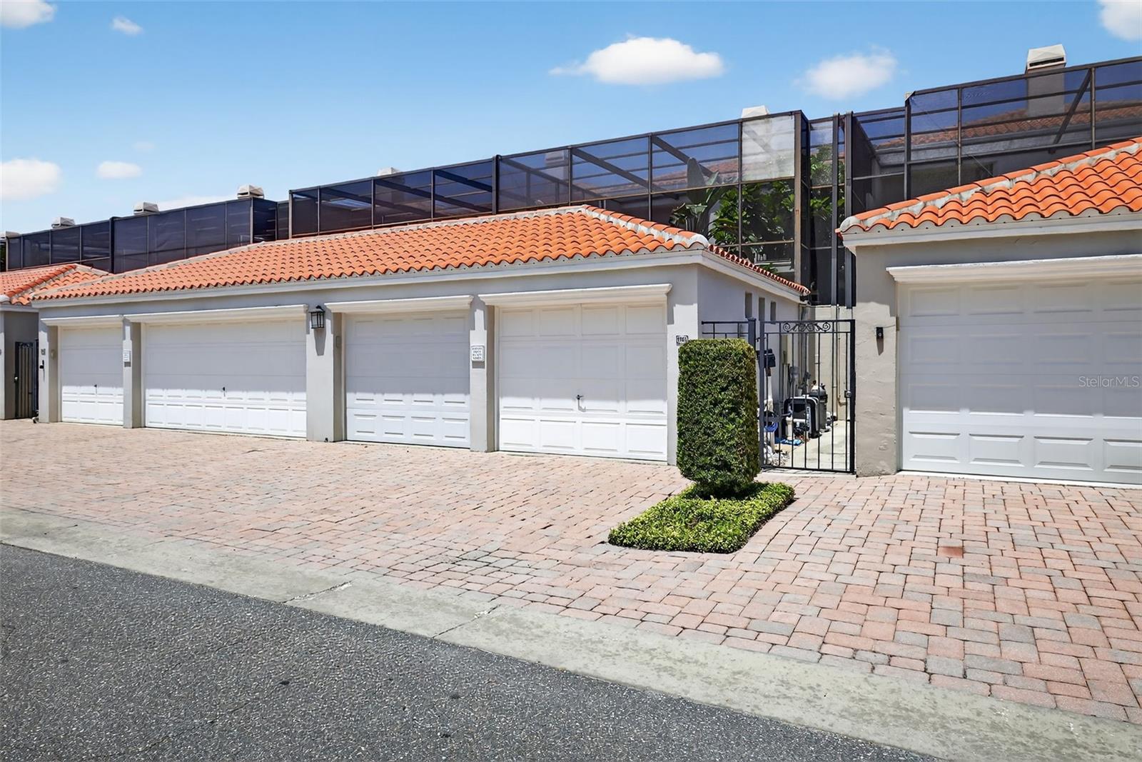 Image 55 of 64 For 4965 Bayshore Boulevard 4965