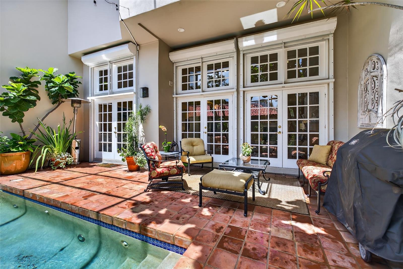 Image 58 of 64 For 4965 Bayshore Boulevard 4965