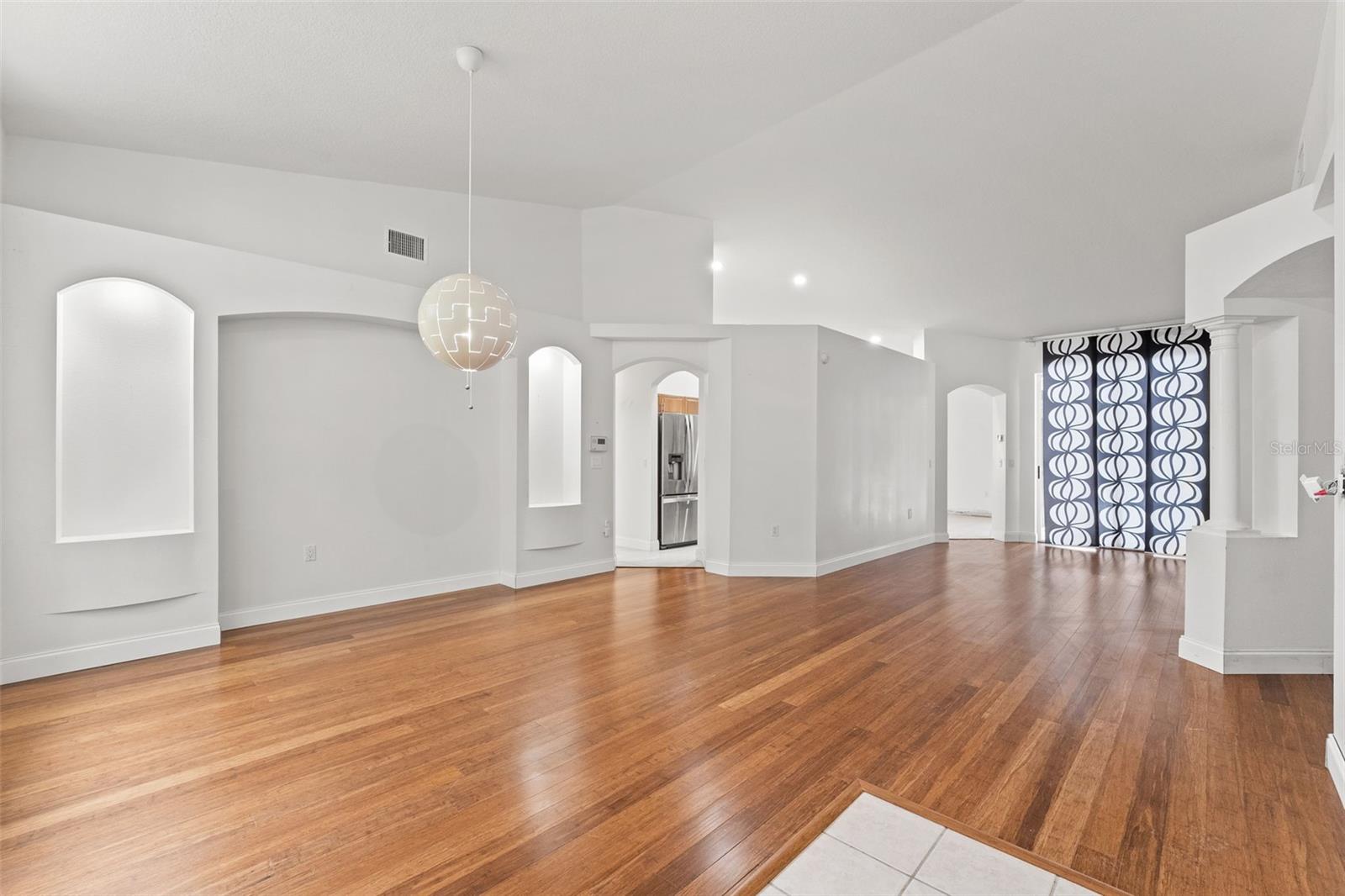 Image 13 of 53 For 10208 Thicket Point Way