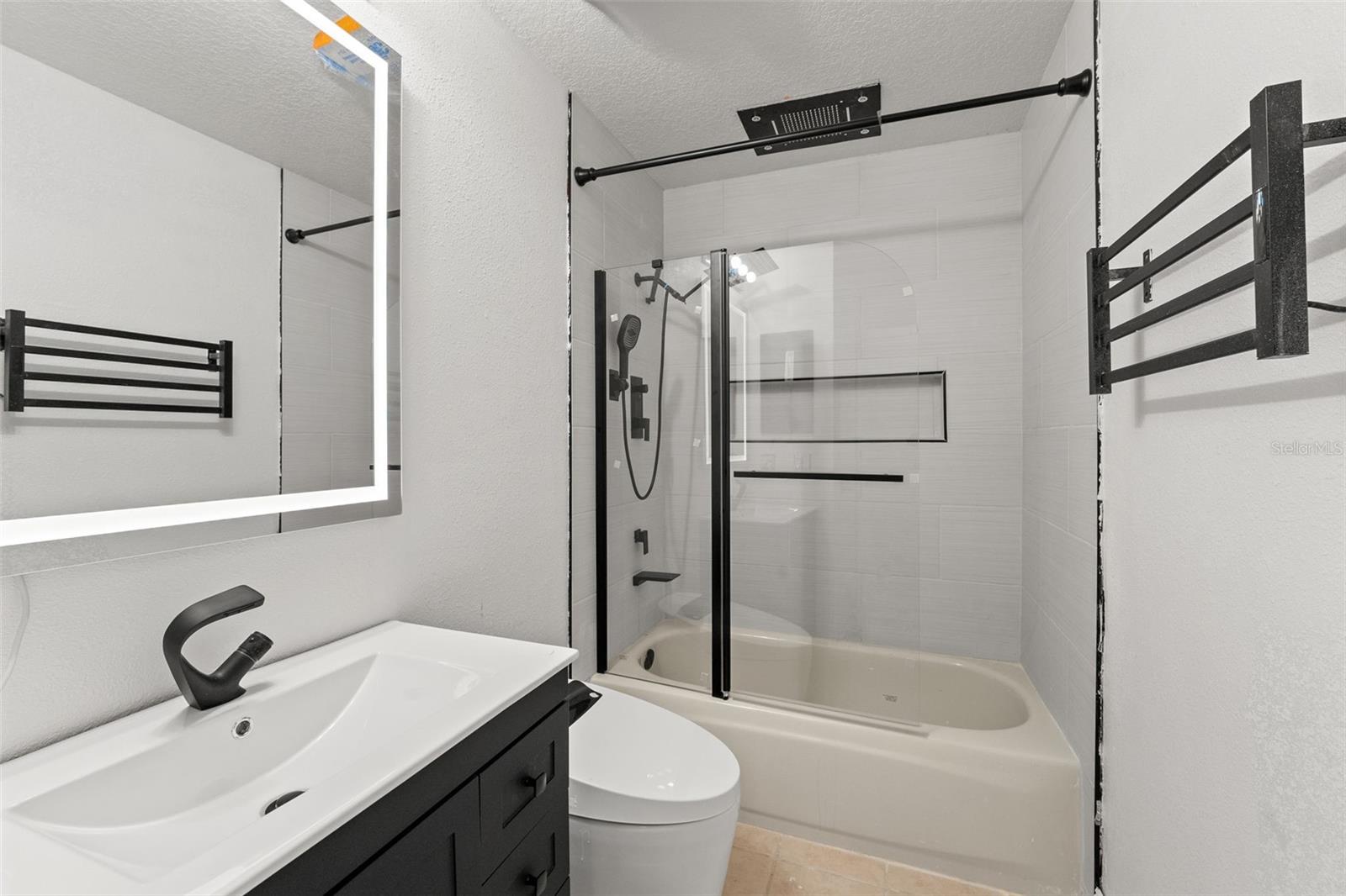 Image 30 of 53 For 10208 Thicket Point Way