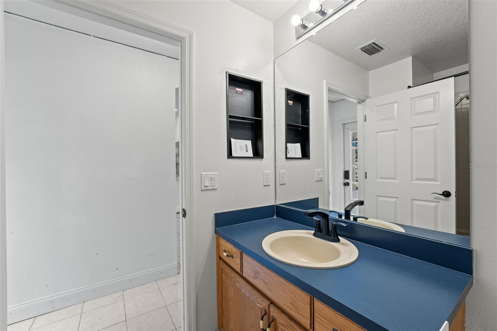 Image 44 of 53 For 10208 Thicket Point Way