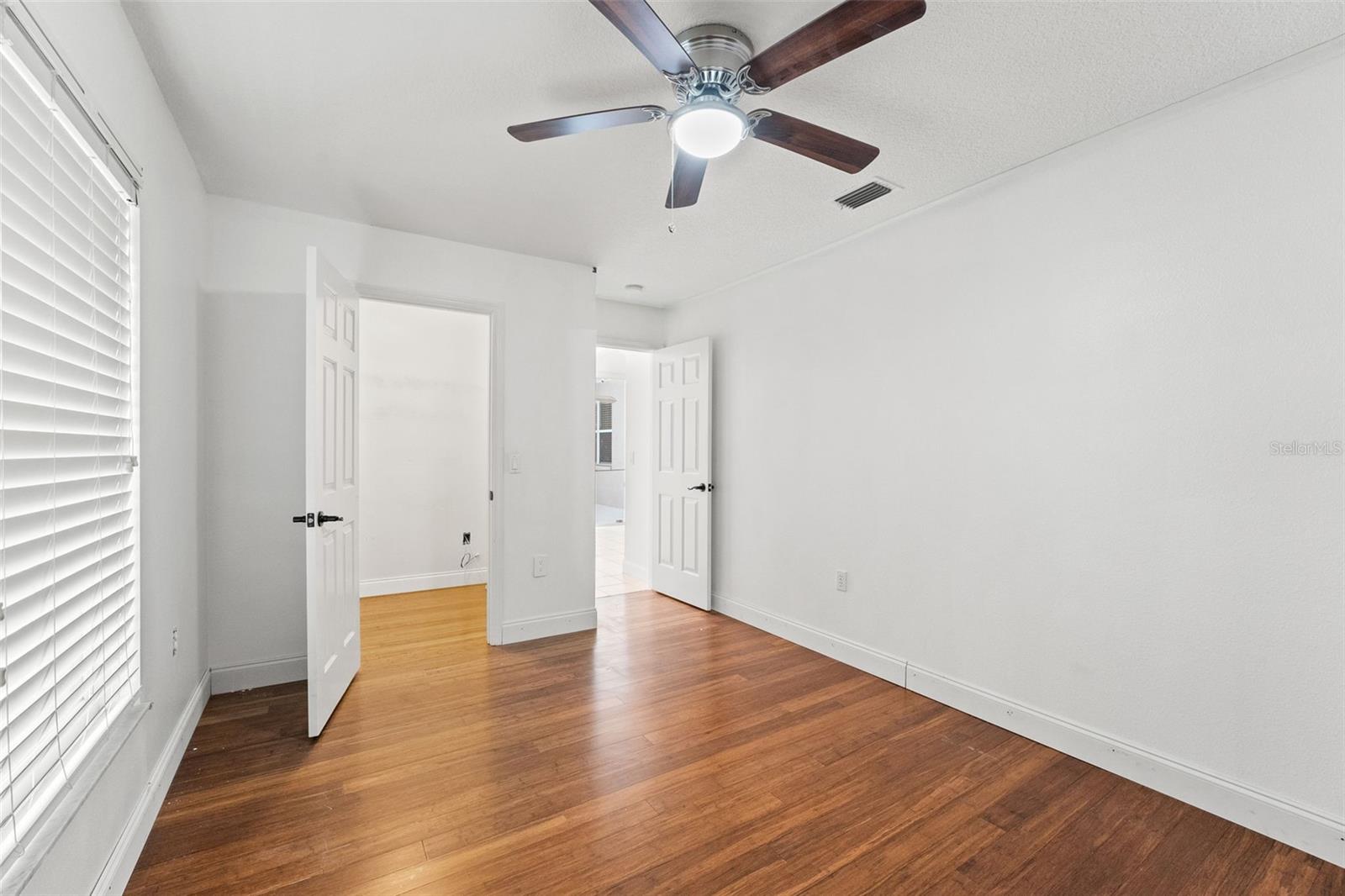 Image 46 of 53 For 10208 Thicket Point Way
