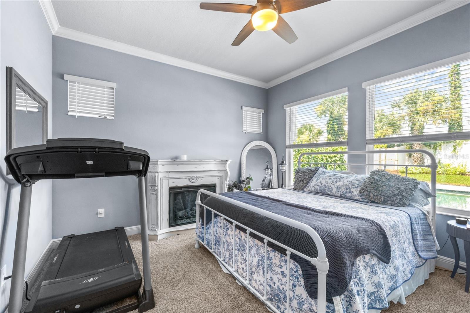 Image 33 of 69 For 16405 Lucia Gardens Lane