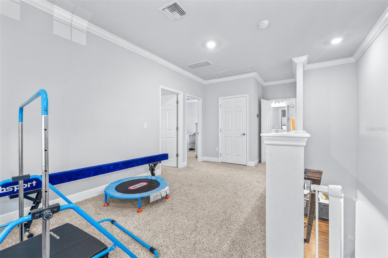 Image 39 of 69 For 16405 Lucia Gardens Lane