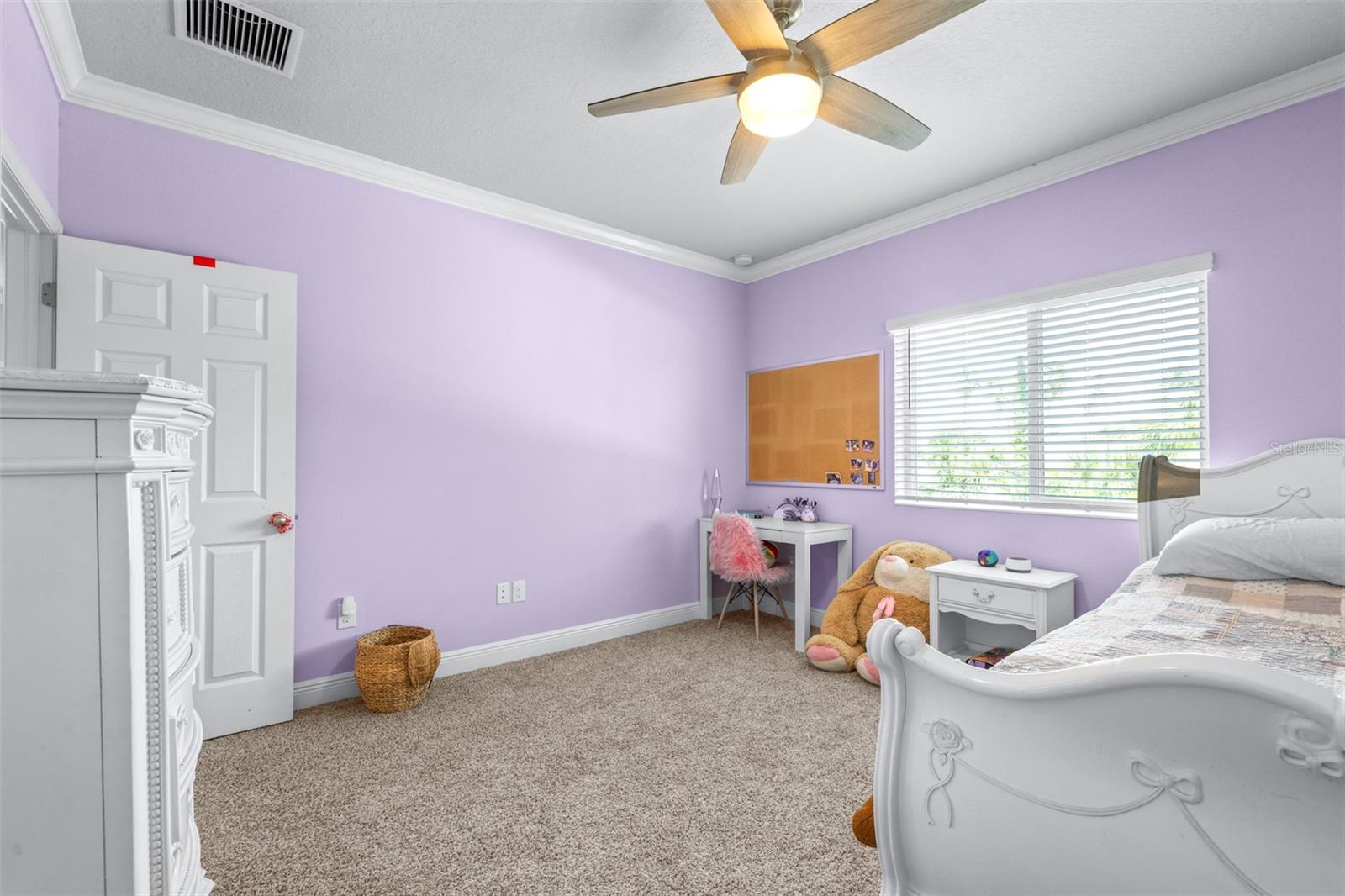 Image 44 of 69 For 16405 Lucia Gardens Lane