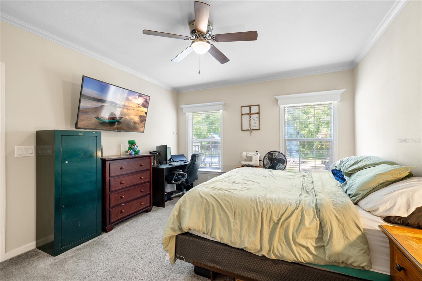 Listing photo id 21 for 6415 Mangrove Drive