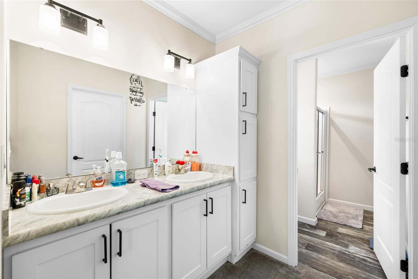 Listing photo id 22 for 6415 Mangrove Drive