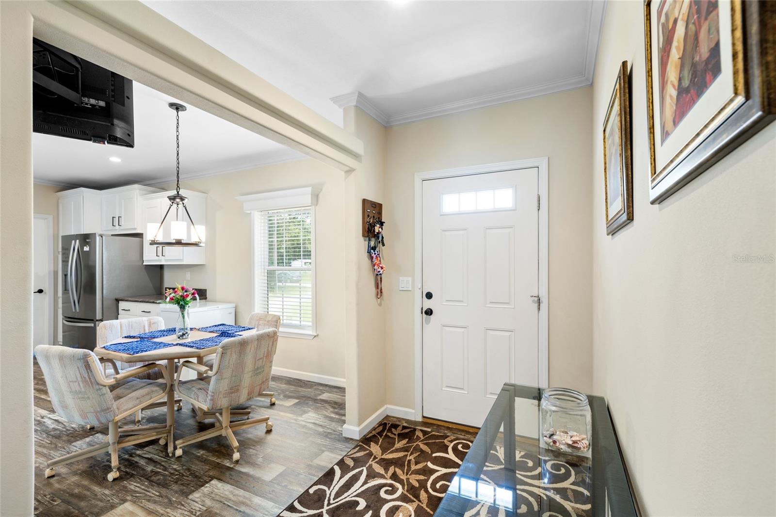 Listing photo id 6 for 6415 Mangrove Drive