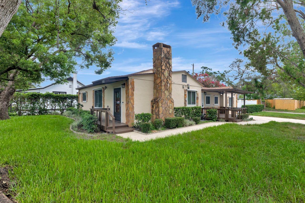Listing photo id 0 for 4094 38th Avenue N