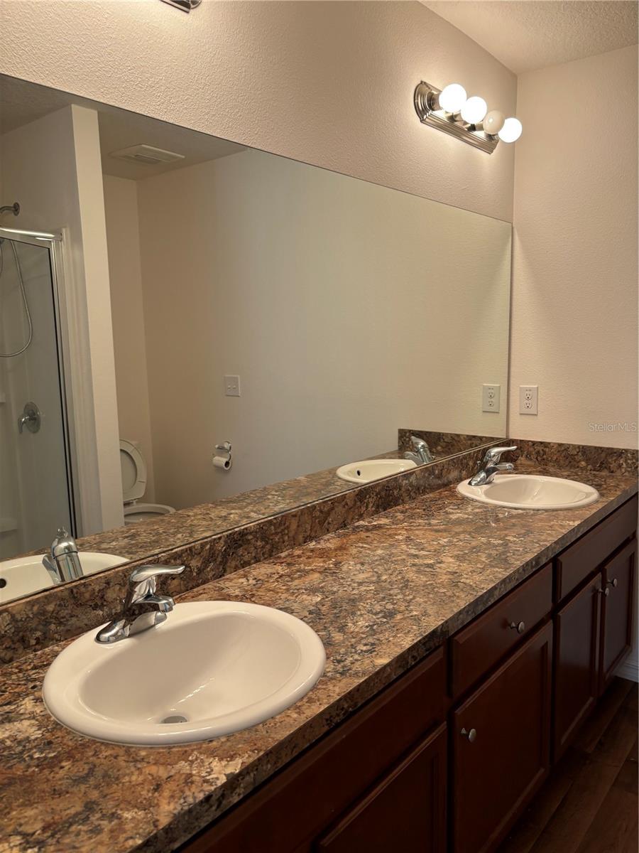 Image 15 of 17 For 5578 Maggiore Boulevard