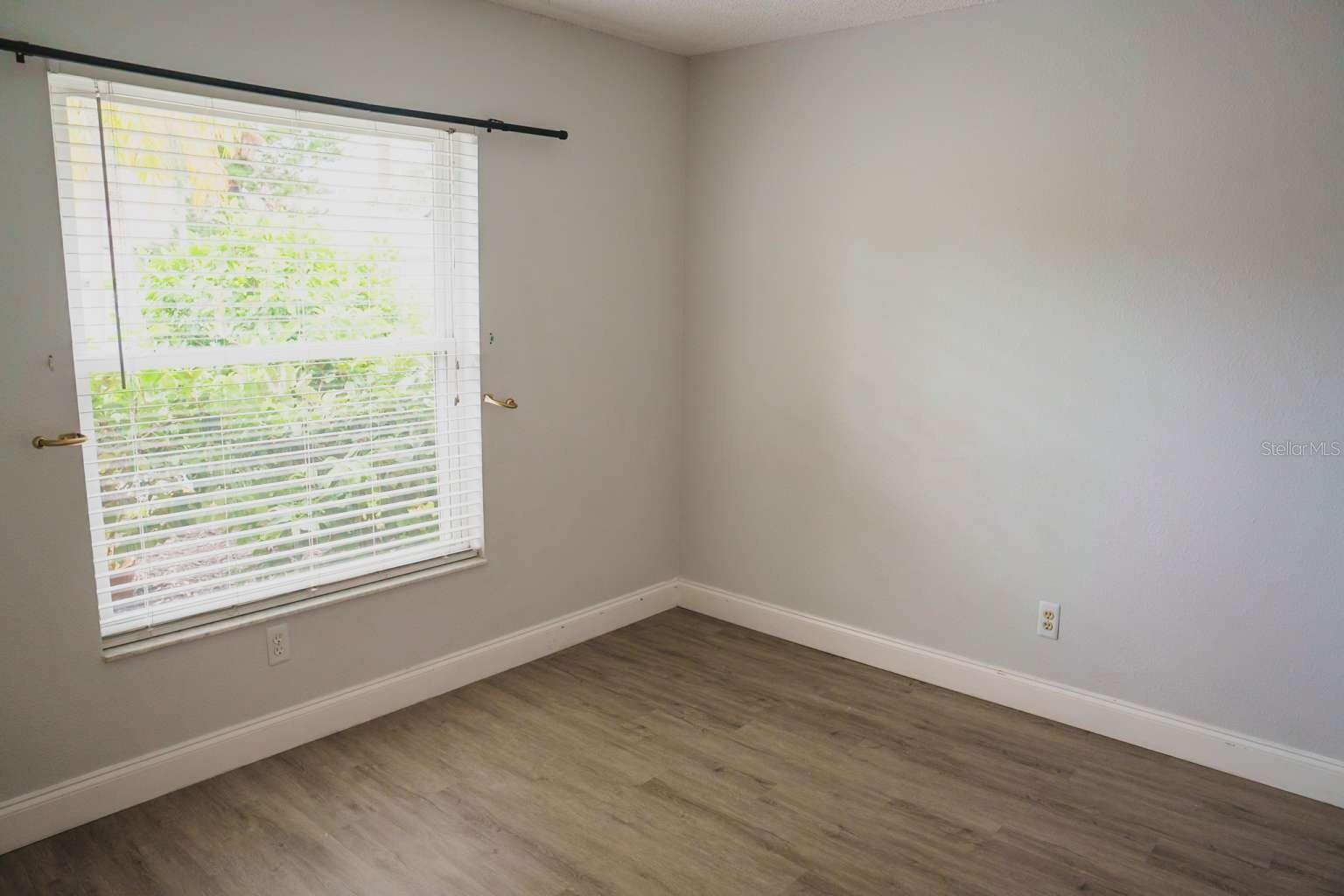 Image 11 of 20 For 3888 El Camino Court